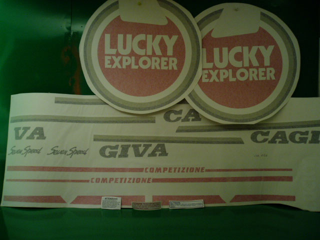 Cagiva C12R lucky explorer serie adesivi @