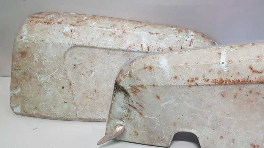 Ricambi Usati Lambretta Coppia Cofani Motore Usati Lambretta J 50 100 125