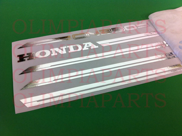 Adesivi Honda: Honda CN 250 spazio adesivi cromo