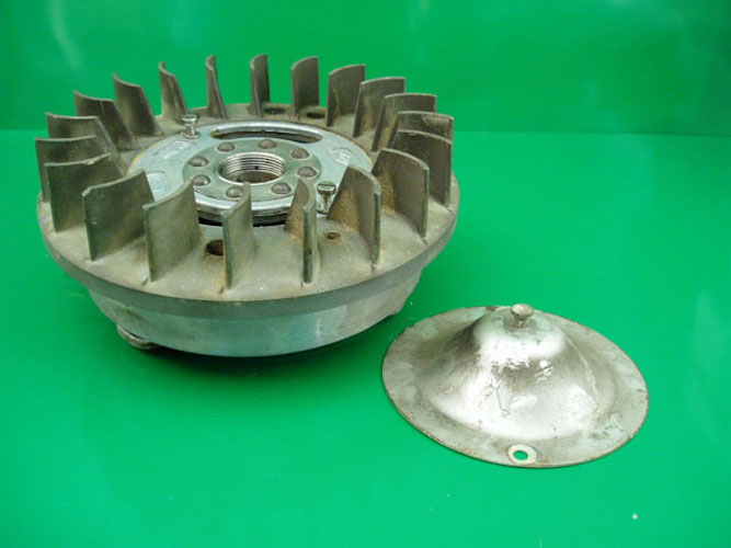 Volano Lambretta 150 Li  . Certificata Fmi, Documenti Ok, Telaio E Motore Corrispondenti (Matching Numbers) Vendo A Malincuore Per Inutilizzo.